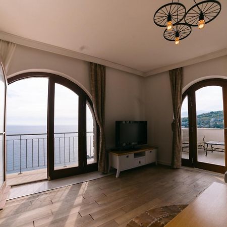 Hotel Pirate Old Town Ulcinj Esterno foto