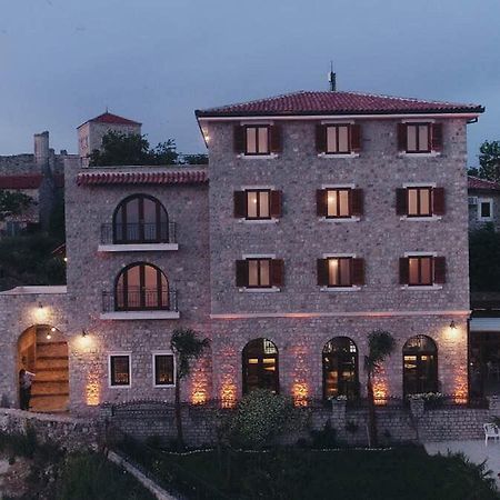 Hotel Pirate Old Town Ulcinj Esterno foto